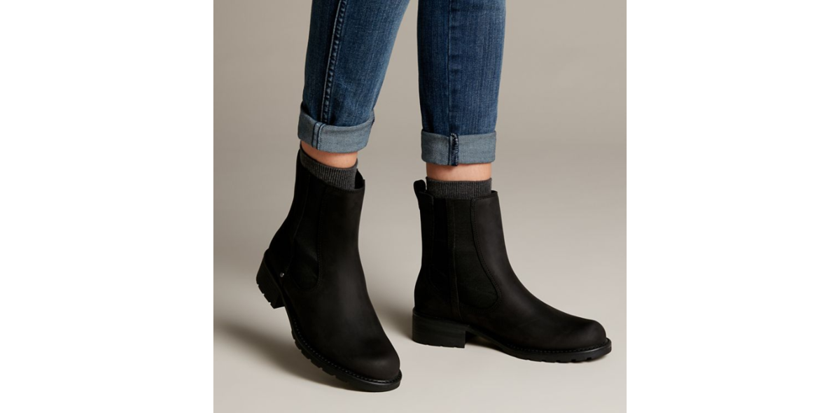 Clarks orinoco club boots black online